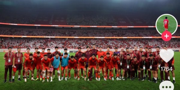 李新翔晒照谈U23亚洲杯预选赛感受，与王钰栋互动并调侃蒯纪闻