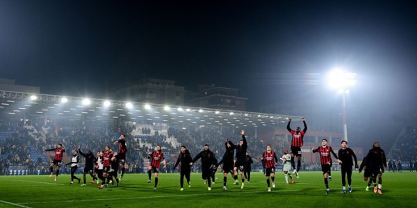 333体育|电竞-官方网站-托莫里助米兰客场取胜|AC米兰|胜利_新浪体育_新浪新闻