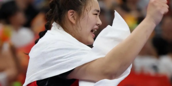 333体育|电竞-官方网站-正式官宣！中国篮坛顶级中锋完成转会，离开北京首钢，加盟上海